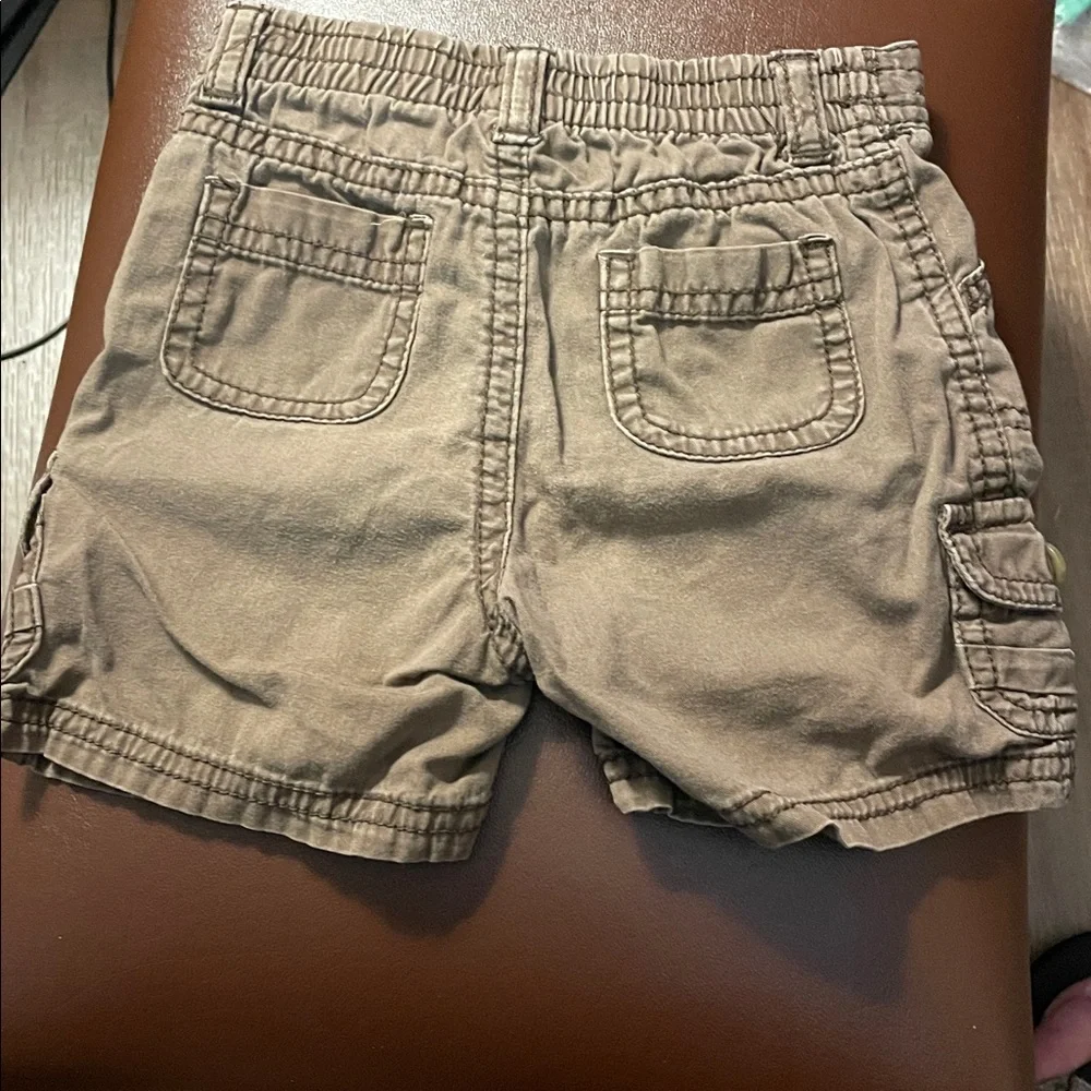 Old Navy brown shorts 6-12M